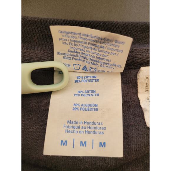 Not a Ghost Just Dead Inside Ghost Black Crewneck Sweatshirt Size Medium - Picture 8 of 8